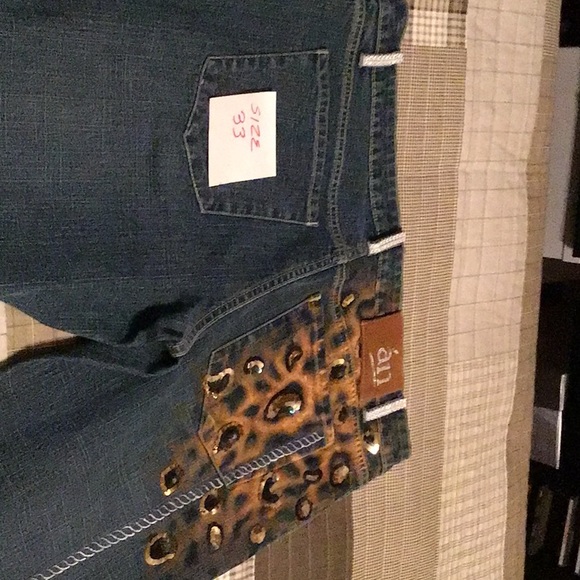 Gourgous jeans by a’n size 33 hip huggers and flared bottom - Picture 7 of 7